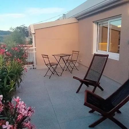 Loft Con Terraza En El Centro De Vutco 07320